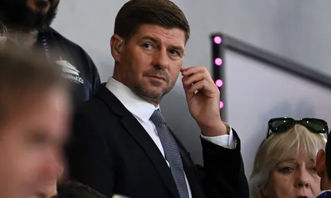 Gerrard chỉ đích danh người thay thế hoàn hảo cho Van Dijk ở Liverpool