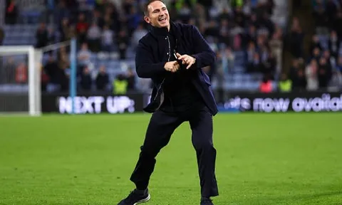 Lampard tạo địa chấn, Coventry nhấn chìm Newcastle