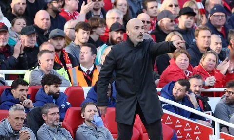 Owen thay đổi quan điểm về Man City trong cuộc đua vô địch Ngoại hạng Anh