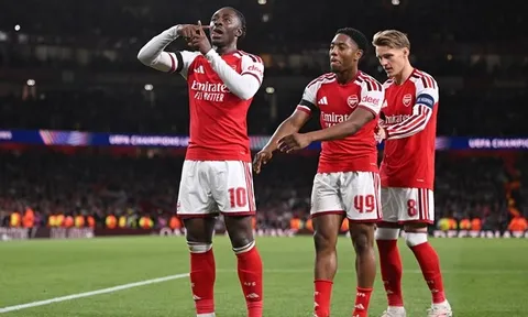 Bùng nổ trong 7 phút, Arsenal thắng dễ Lille tại Champions League