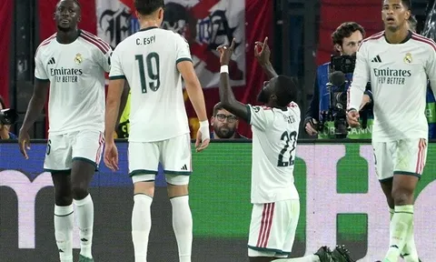 Làm sao Real Madrid có thể ngược dòng hạ Roma trong 7 phút?