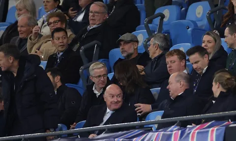 Pep Guardiola trở lại Etihad không phải để gây chú ý
