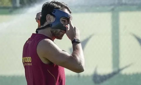 PSG dự chi 70 triệu euro chèo kéo Eric Garcia