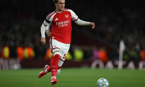 Max Dowman đe dọa vị trí của Madueke ở Arsenal