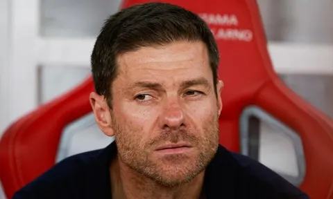 Alonso nhắc Chelsea giữ cự ly đội hình khi đấu Everton