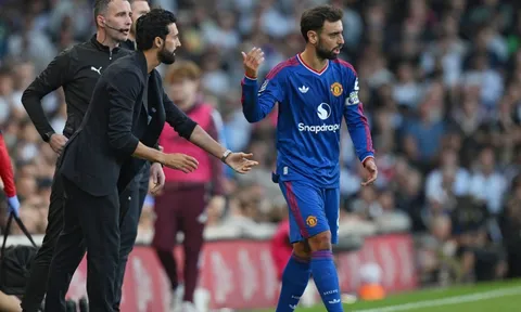 Lỗ hổng chuyển trạng thái khiến Fulham của Arbeloa chìm sâu