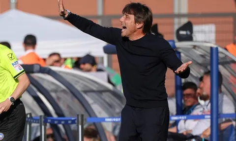 Năm ngôi sao Man Utd đối mặt nguy cơ bật bãi vì Conte