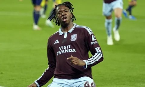 Liverpool nhắm Johan Manzambi nếu Mac Allister rời đi