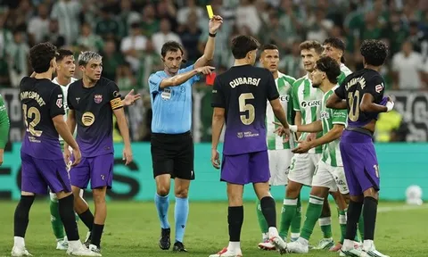Sao Betis đối mặt án treo giò nặng vì tấn công Yamal