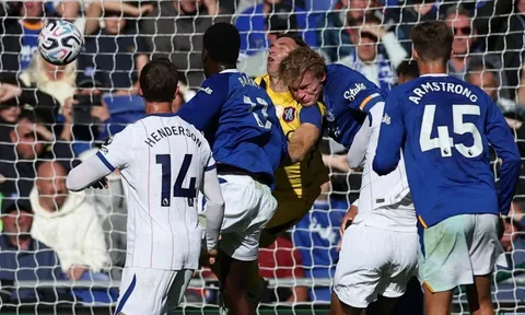 Chelsea thông báo ca phẫu thuật của Martinez