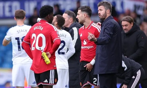 Thống kê chỉ ra Man United may mắn thoát thua trước Leeds