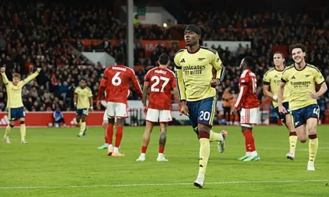 David Raya khen ngợi người hùng Madueke của Arsenal