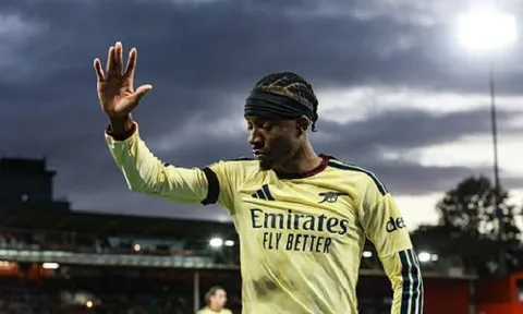 Madueke ca ngợi bản lĩnh nhà vô địch của Arsenal