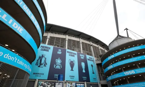Keown đoán Man City thoát nạn, Maguire cảnh báo án tỷ bảng