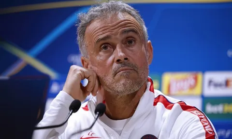Luis Enrique từ chối so sánh Messi và Yamal
