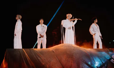Hoàng Rob chơi violin, đàn guitar điện cực cháy tại Concert Anh Trai Vượt Ngàn Chông Gai 2026