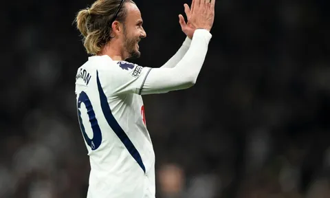 Jamie Carragher ca ngợi đôi chân ma thuật của Maddison