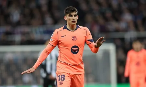 Barca hét giá khủng vụ Chelsea theo đuổi Gerard Martin