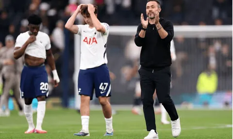 Cầu thủ Tottenham bị cấm sử dụng điện thoại nhằm thay đổi vận mệnh