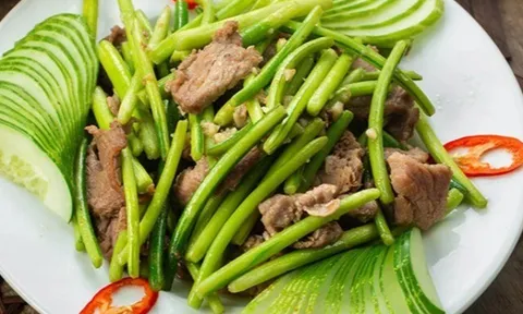 Loại rau nào được ví là “vua kháng sinh tự nhiên” không kém củ tỏi, nhưng ăn không hề hôi miệng lại tốt cho sức khỏe?