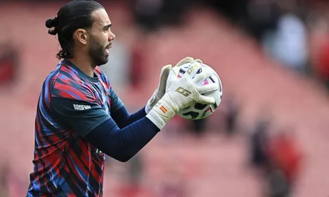 David Raya để ngỏ cánh cửa gia nhập La Liga