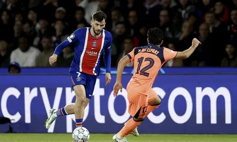 PSG lo sốt vó khi Kvaratskhelia đối mặt nguy cơ nghỉ hết mùa