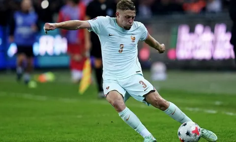 Man Utd và kế hoạch đại tu hàng phòng ngự