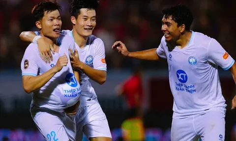 Ghi 3 bàn trong 13 phút, Nam Định đè bẹp Đồng Nai