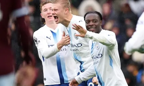 Thua Aston Villa, Maresca khẳng định Man City thiếu may mắn