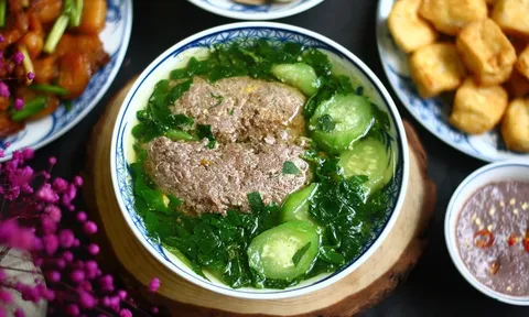 Cách nấu canh riêu cua mồng tơi ngon ngọt, mát lành