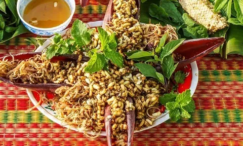 Đặc sản chỉ có ở Cà Mau, nhìn "sợ khiếp vía" nhưng nổi tiếng vì ngon và bổ giá 350.000 đ/kg, du khách thích thú