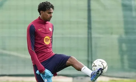 Yamal nghênh chiến Mbappe trong Siêu kinh điển Quả bóng vàng