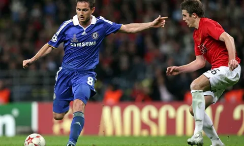 Coventry khủng hoảng, Lampard vẫn ít nguy cơ bị sa thải hơn Carrick