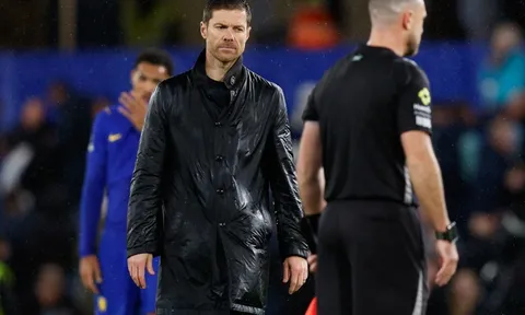 Sturridge chỉ trích Alonso khi Chelsea thua Spurs