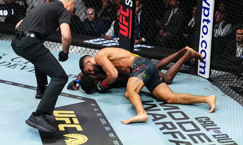 Aaron Pico nghiền nát Losene Keita bằng cú knockout tàn khốc ngay hiệp 1 tại sự kiện UFC 333