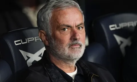 Mourinho bác bỏ nhận định Real thắng Barca nhờ may mắn