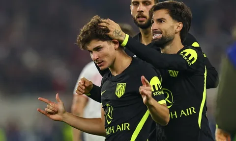 Arsenal tái kích hoạt thương vụ Julian Alvarez
