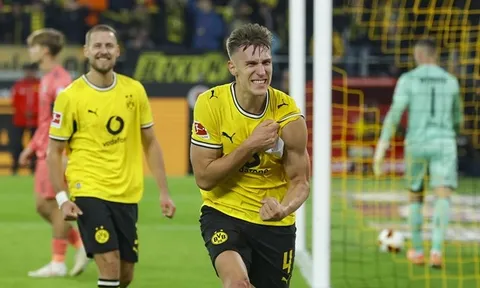 Soi trận Dortmund vs Bremen: Bức tường vàng nghiền nát khách
