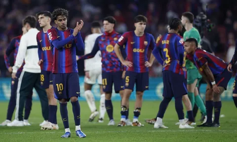 Trận thua Real là cái giá Barca phải trả cho sai lầm chuyển nhượng