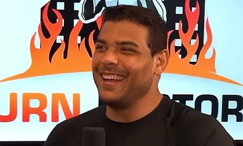 Paulo Costa khuyên người dân Brazil 'ra sân bay rời đất nước' sau chiến thắng của ông Lula
