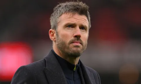 MU bị chỉ trích vì quyết định thiếu dũng cảm với Carrick