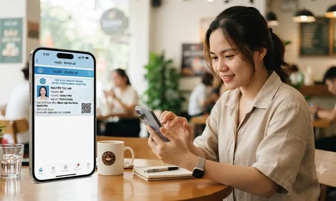 Người dân nên kiểm tra ngay thẻ bảo hiểm y tế trên VNeID, tránh gián đoạn quyền lợi khám chữa bệnh