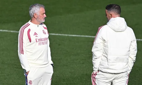 Khi "Người đặc biệt" điều khiển sự hỗn loạn tại El Clasico