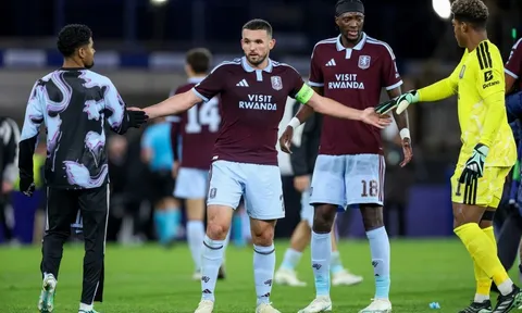 Aston Villa khiến Ngoại hạng Anh xáo trộn lịch thi đấu