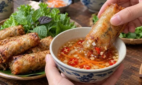 Cách pha nước chấm nem đậm vị thơm ngon