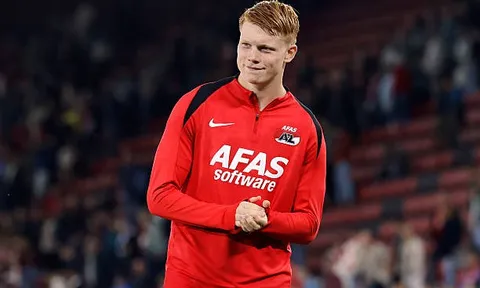 Bournemouth bạo chi chiêu mộ Kees Smit từ AZ Alkmaar
