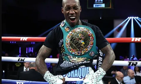 Tiêu điểm Quyền anh: Tương lai O’Shaquie Foster, sự trở lại của Lomachenko và di sản Canelo