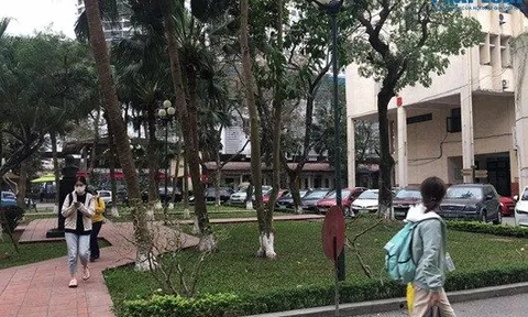 Sau thời dài nghỉ học vì dịch Covid-19, sinh viên hào hứng quay lại trường học