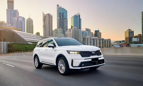 Giá lăn bánh Kia Sorento tháng 1/2023: Hoàn toàn có thể đả bại Toyota Fortuner và Hyundai Santa Fe