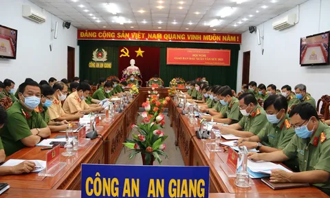 An Giang: Công an tỉnh tham gia Hội nghị trực tuyến giao ban đầu xuân Tân Sửu 2021